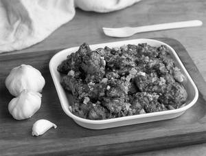Boneless Garlic Chicken