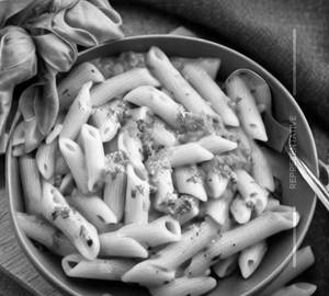 Macroni