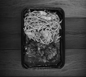 Veg Manchurian With Gravy+Noodles
