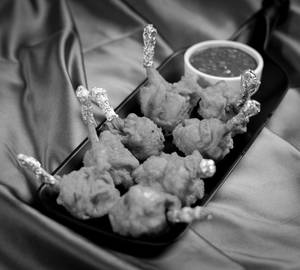 Chicken Lollipop (8 Pcs)