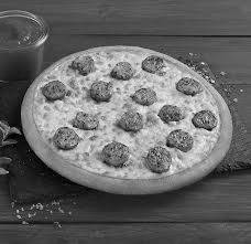 Chicken Salalmi Pizza