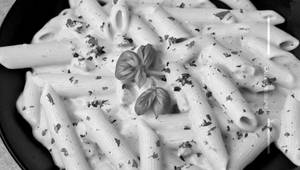 White sauce pasta