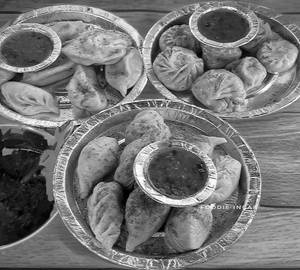 Veg steamed momos