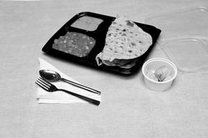 Chole Curry Dal Roti (2pc)