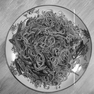 Chilli Burnt Garlic Noodles Prawns