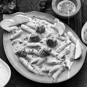 Alfredo Peene Veg White Sauce