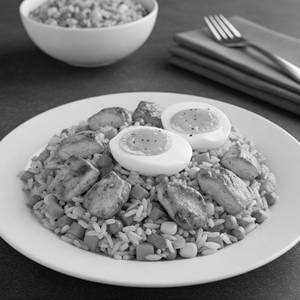 Chicken protein bowl with veg rice and egg