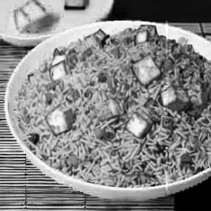 Singapore Fried Rice Paneer