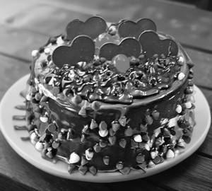 Annivesary cake chocolate heart 500gm