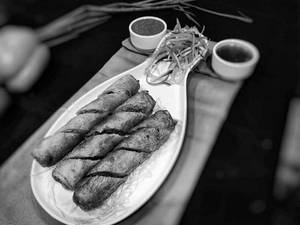 Veg Spring Roll (serve 1-2)