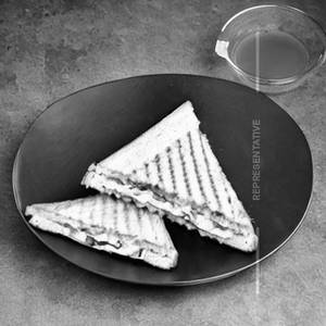 Omelette Sandwich