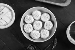 Veg Cheese Momo [8 Pieces]