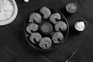 Chicken Tandoori Momos [6 Pieces]