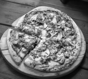 Chilli Chicken Pizza