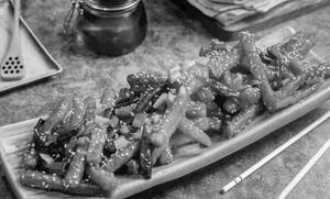 Honey Chilli Potato (serve 1-2)
