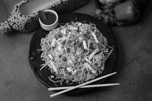 Paneer Hakka Noodles