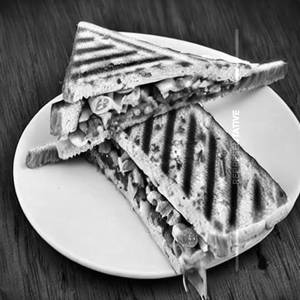Veg grilled sandwich