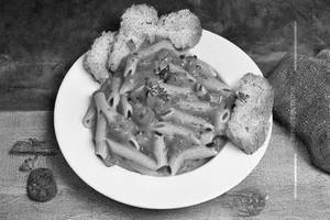 Veg Mixed Sauce Pasta