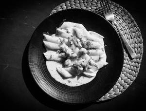 Chicken Cheese White Sauce Pasta