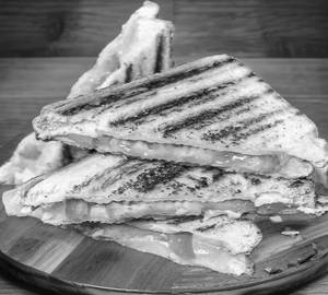 Chiken chilli toast sandwich