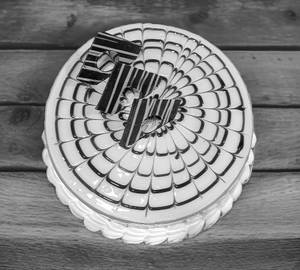 Pineapple Cake (500 Gm)