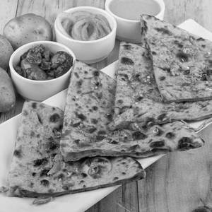 Aloo Paratha [1 Piece]
