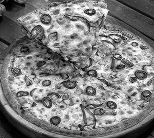 Classic Style Italian Pizza