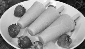 Strawberry Kulfi