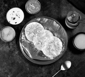 Millet Ghee Podi Idli (3Pc)