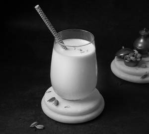 Kesar Elaichi Ice Cream Shake