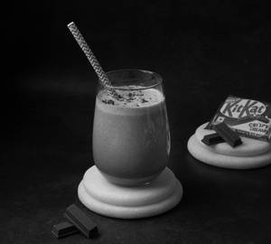Kitkat Ice Cream Shake