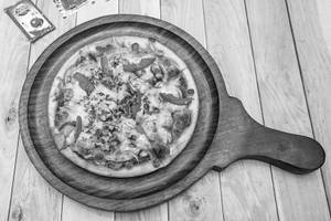 Tandoori Paneer Pizza
