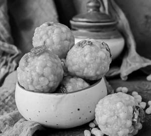 Boondi Ladoo