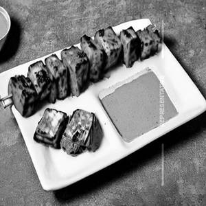 Rumali Paneer Pudina Tikka Sezwan Sharwma