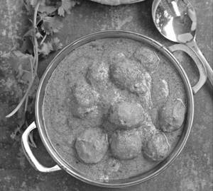 Poori (4Pc)+ Kashmiri Aloo