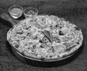 Tandoori Chicken Pizza