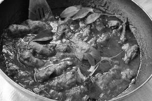Kozhi Mulakittathu
