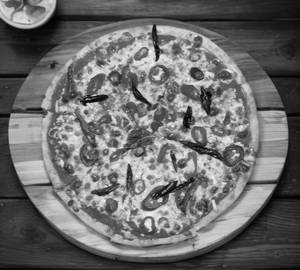 Veg Chatpata Pizza