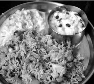 Veg Biryani With Raita