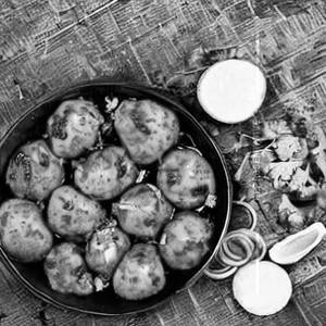 Dum Aloo Kashmiri