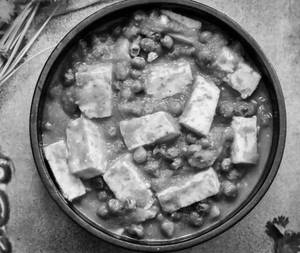 Matar Paneer