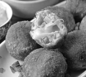Cheese corn balls