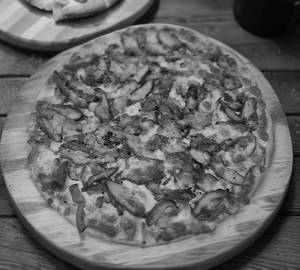 12" Chicken Tikka Masala Pizza