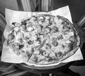 Paneer Makhani Pizza