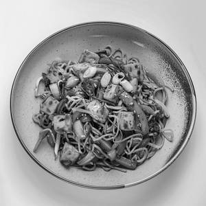 Paneer Mushroom Mix Chowmein