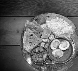 Egg Thali