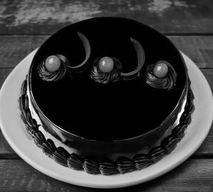 Premium Chocolate Truffles Cake