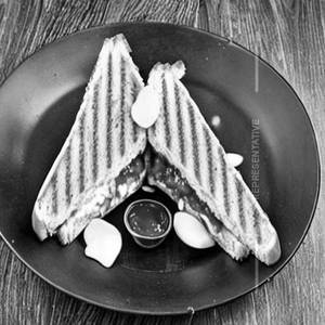 Grilled Jam Cheese Sandwich