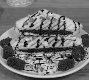 Chocolate Grilled Sandwich