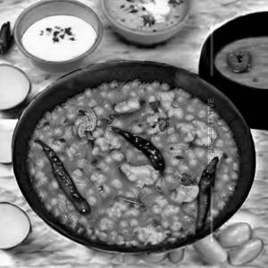 Gobhi Mutter Khichdi